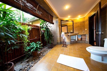 Bungalow Pool View