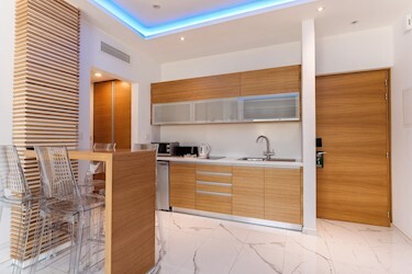 One Bedroom Executive Suite Sea View