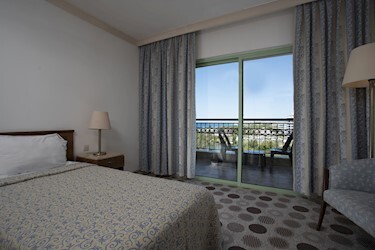 Standard Limited Sea View
