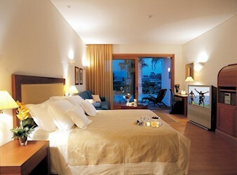 Luxury Suite Sea View Sharing Pool