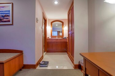 Executive Suite Sea View