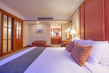 Executive Suite Sea View