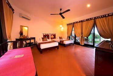 Bungalow Garden View